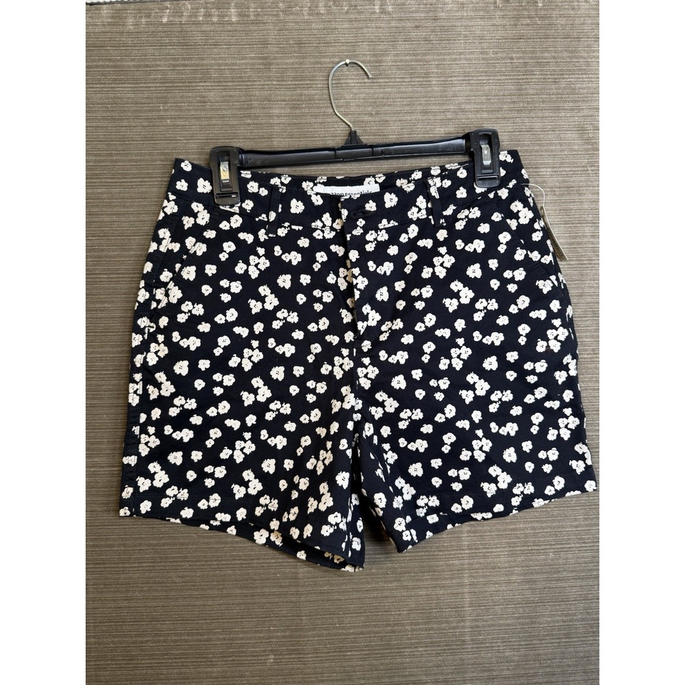 Amazon Essentials Shorts Women Size 6 Black White Floral Pockets NWT